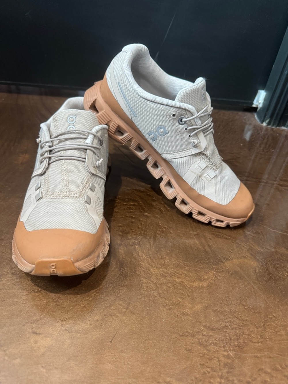 On Running Cloudventure Sneakers in Kaki